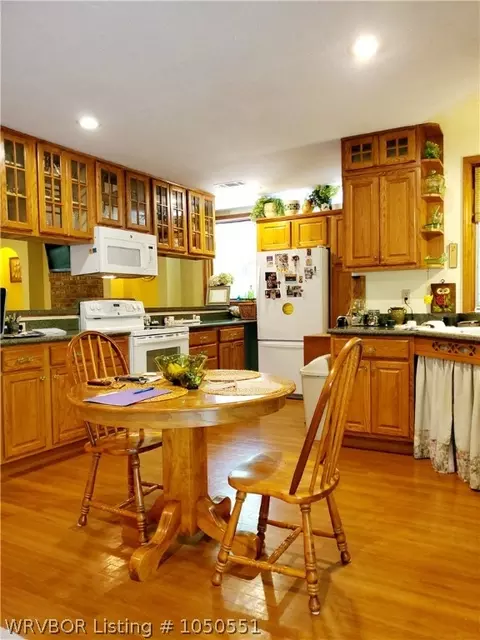 135 Silver Hills Rd, Mount Ida, AR 71957 photo 8