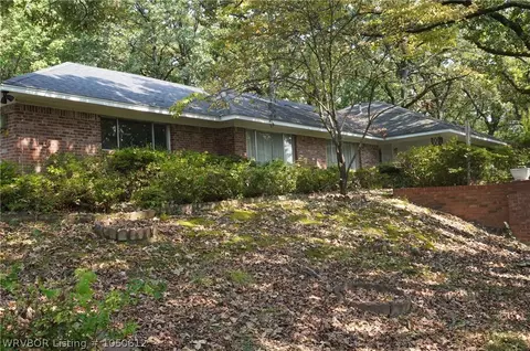 11 Carthage Cir, Fort Smith, AR 72901 photo 2