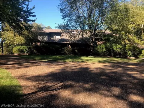1301 S 70th St, Fort Smith, AR 72903 photo 1