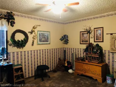 479 E 5th St, Waldron, AR 72958 photo 20