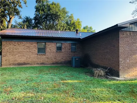 479 E 5th St, Waldron, AR 72958 photo 4