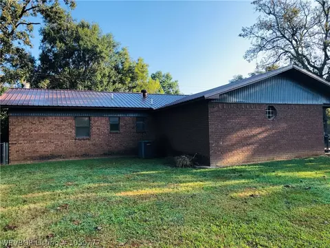 479 E 5th St, Waldron, AR 72958 photo 3