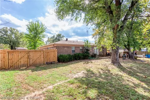 2406 Barbara Ln, Lavaca, AR 72941 photo 26