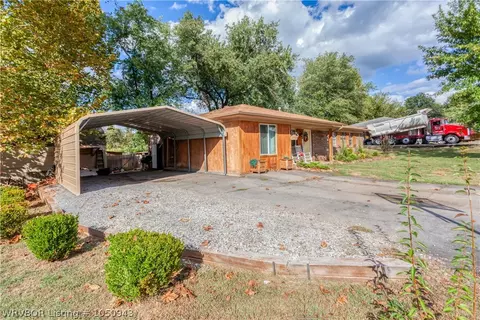 2406 Barbara Ln, Lavaca, AR 72941 photo 3