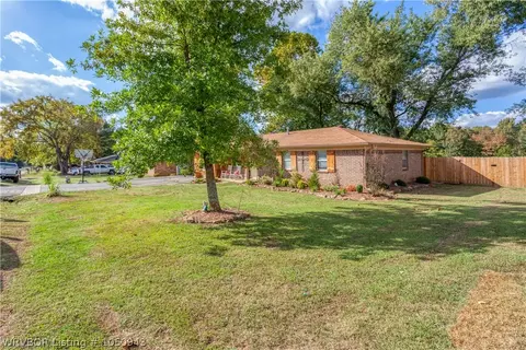 2406 Barbara Ln, Lavaca, AR 72941 photo 7