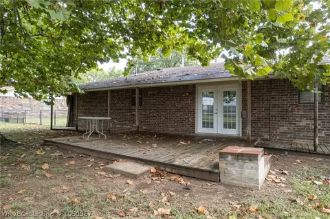 303 Quincy St, Lavaca, AR 72941 photo 16