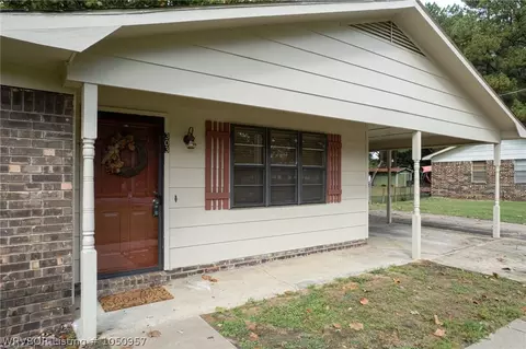 303 Quincy St, Lavaca, AR 72941 photo 2