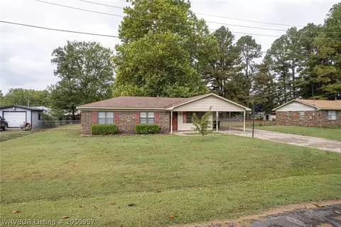 303 Quincy St, Lavaca, AR 72941 photo 4