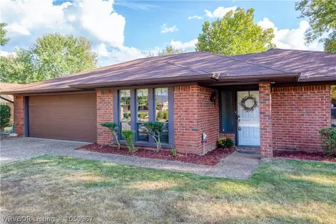 2108 Queensbury Way, Fort Smith, AR 72908 photo 2