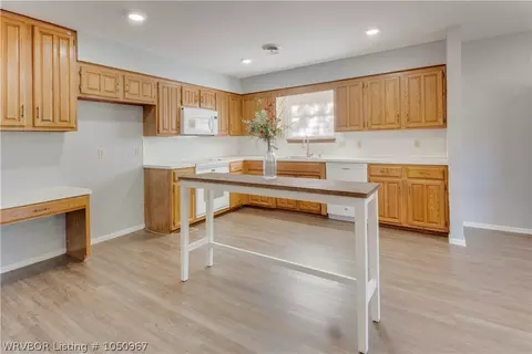 2108 Queensbury Way, Fort Smith, AR 72908 photo 9