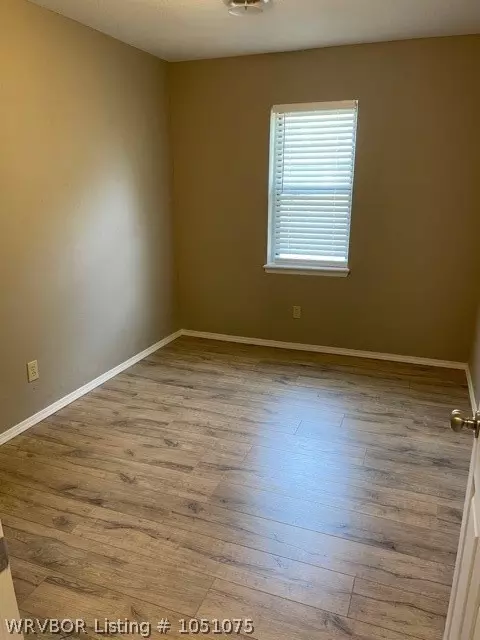 1009 P St, Barling, AR 72923 photo 17