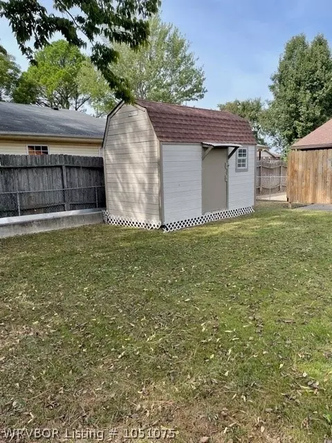 1009 P St, Barling, AR 72923 photo 4