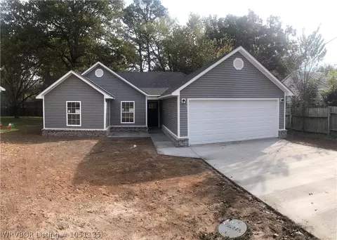 818 N 3rd St, Ozark, AR 72949 photo 1