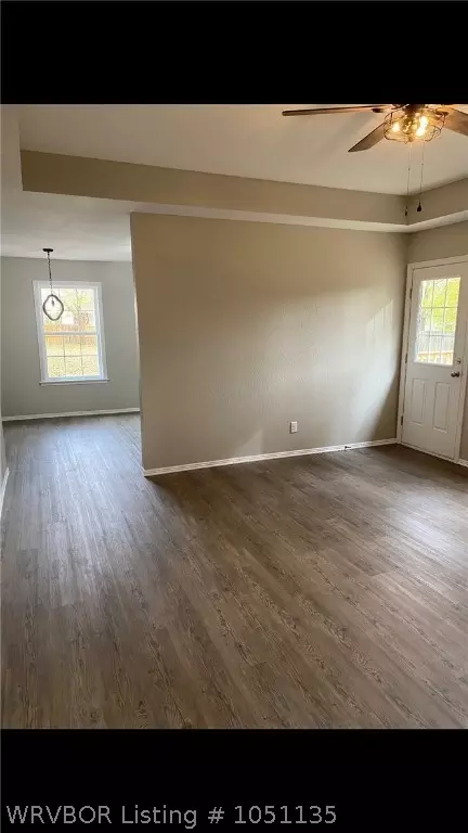 818 N 3rd St, Ozark, AR 72949 photo 3