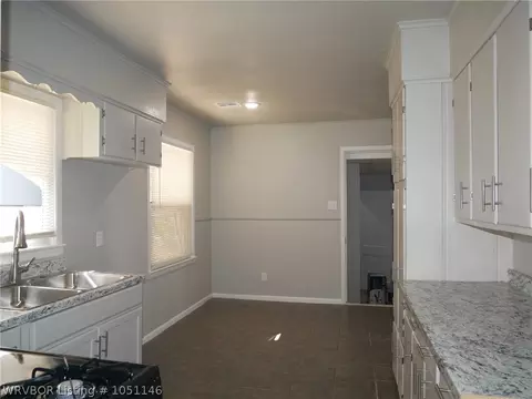 4700 S V St, Fort Smith, AR 72903 photo 5