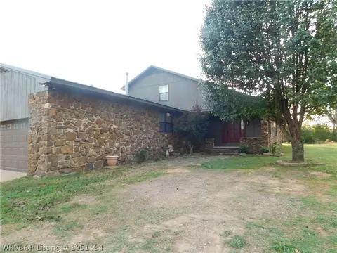 3950 Terry Ln, Waldron, AR 72958 photo 3