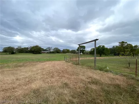 305 Ludlow St, Hartford, AR 72938 photo 27
