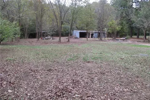815 Wood, Paris, AR 72855 photo 5