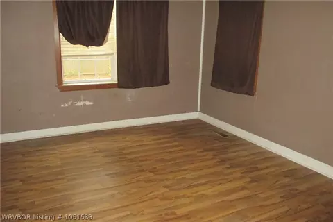815 Wood, Paris, AR 72855 photo 18