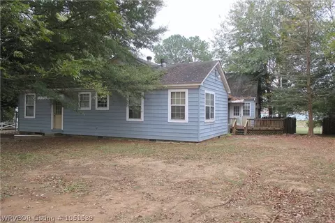 815 Wood, Paris, AR 72855 photo 2