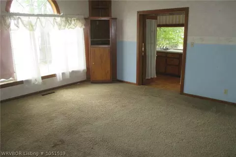 815 Wood, Paris, AR 72855 photo 7