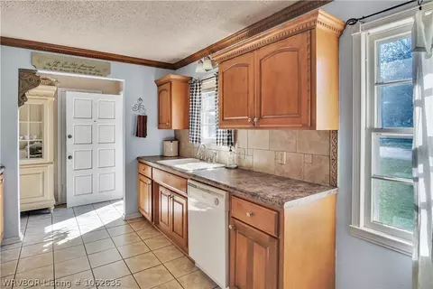 4801 S V St, Fort Smith, AR 72903 photo 8