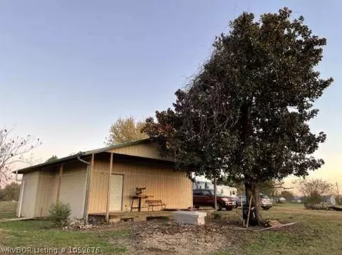 506 Hill St, Altus, AR 72821 photo 4