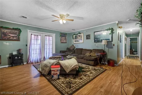 601 Southerland, Gans, OK 74936 photo 4