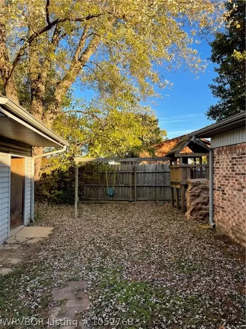 1807 Harkey St, Paris, AR 72855 photo 15