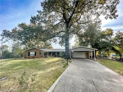 5908 Apache Trl, Fort Smith, AR 72904 photo 2