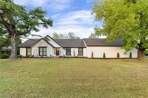 8519 Royal Ridge Dr, Fort Smith, AR 72903 photo 1