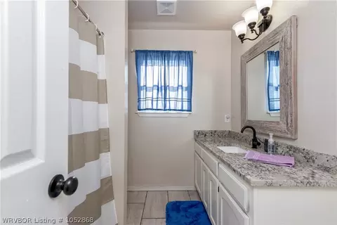 107 Commanche Loop, Roland, OK 74954 photo 9