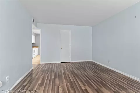 1385 15th Ter, Barling, AR 72923 photo 7