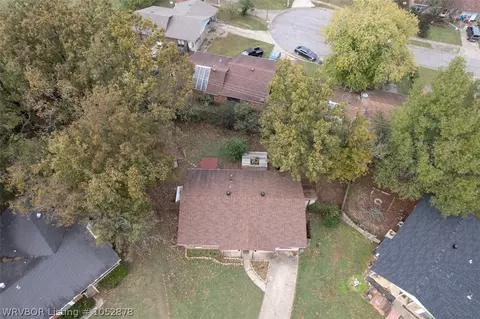 1385 15th Ter, Barling, AR 72923 photo 33