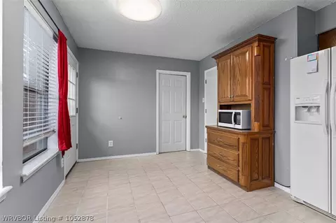 1385 15th Ter, Barling, AR 72923 photo 12