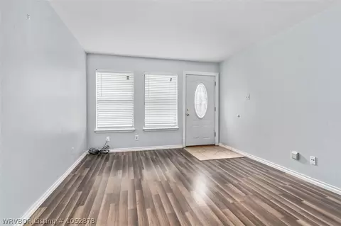 1385 15th Ter, Barling, AR 72923 photo 5