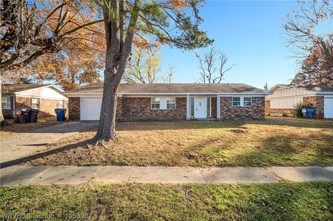 221 S 21st Ter, Fort Smith, AR 72908 photo 1