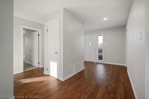 221 S 21st Ter, Fort Smith, AR 72908 photo 2