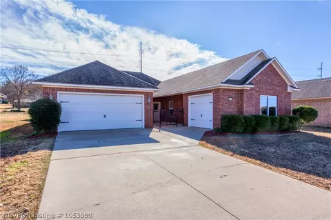 8412 Forest Wood Way, Fort Smith, AR 72916 photo 2