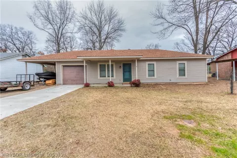 306 Alice Ln, Lavaca, AR 72941 photo 1