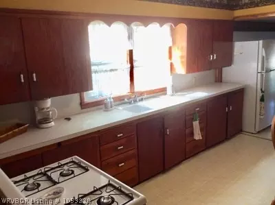 406 S 9th St, Paris, AR 72855 photo 3