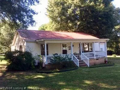 406 S 9th St, Paris, AR 72855 photo 1