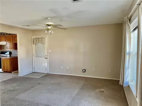 207 W Spring St, Ozark, AR 72949 photo 9