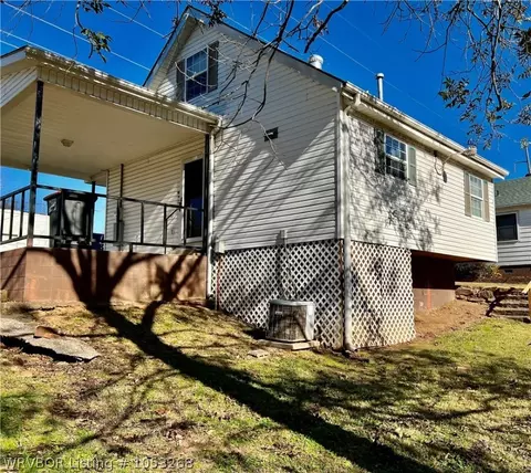207 W Spring St, Ozark, AR 72949 photo 4