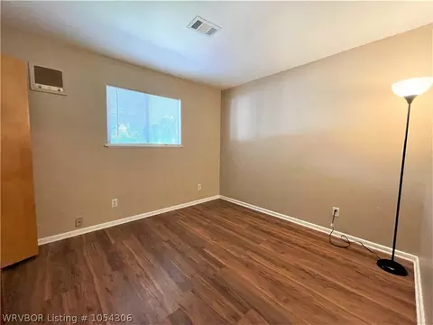 916 N 3rd St, Ozark, AR 72949 photo 13