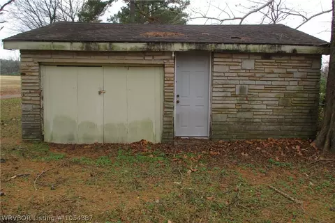 110 Randolph St, Paris, AR 72855 photo 17
