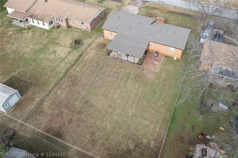 1105 C St, Barling, AR 72923 photo 5