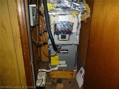 1110 P St, Barling, AR 72923 photo 11
