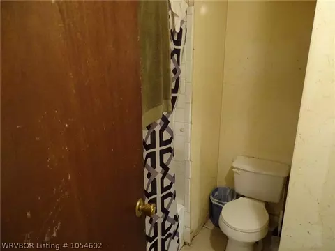 1110 P St, Barling, AR 72923 photo 16