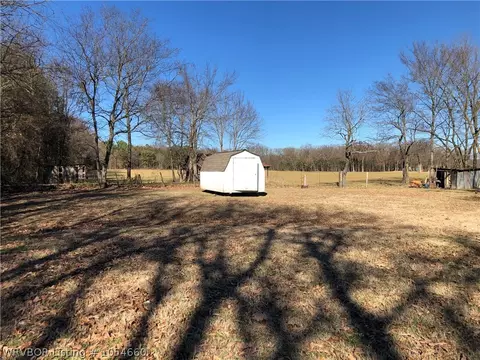 1586 E 6th St, Waldron, AR 72958 photo 4